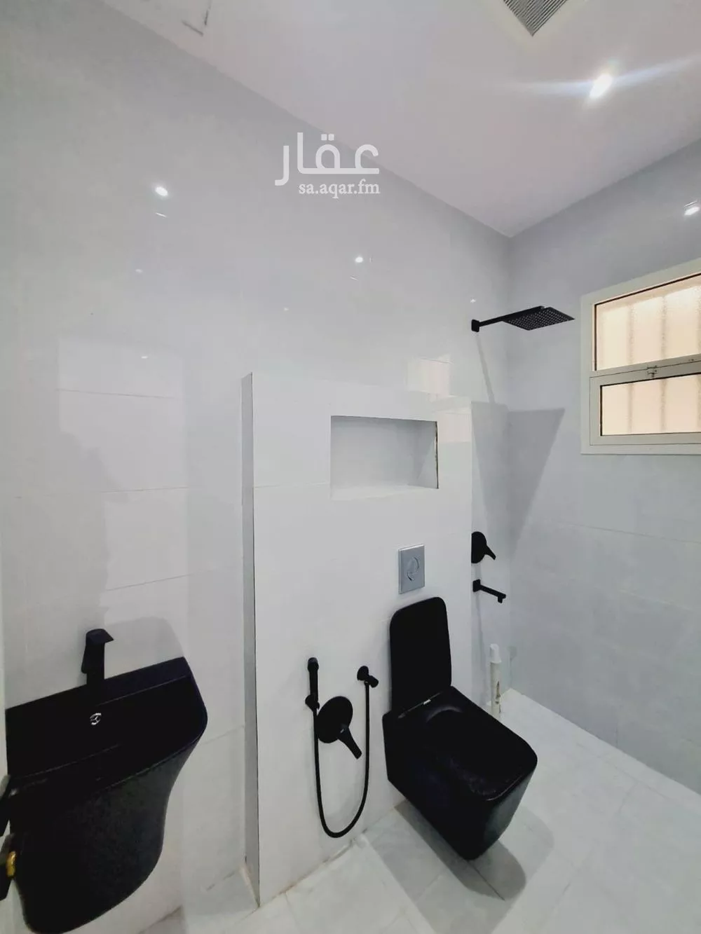 3 bedroom floor in Al Rimal 2
