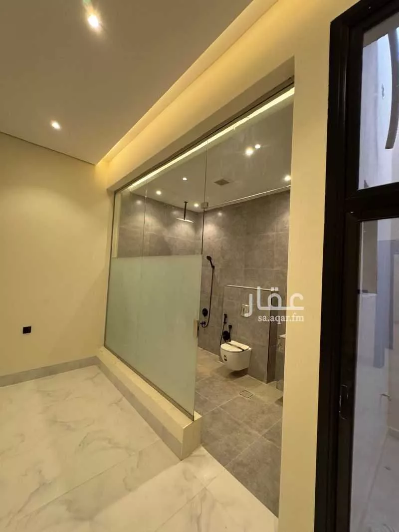 5 bedroom floor in Al Janadriyah 15