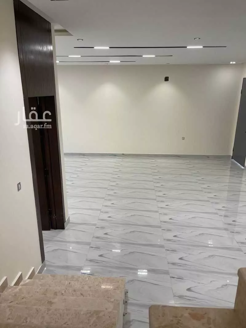 5 bedroom floor in Al Janadriyah 16