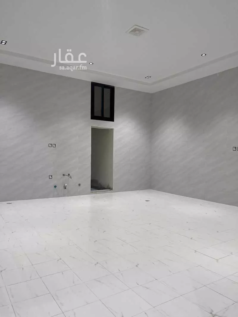 5 bedroom floor in Al Janadriyah 8