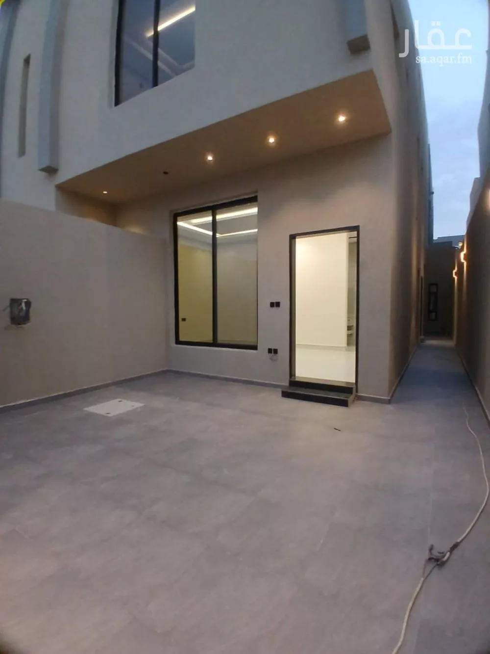 3 bedroom floor in Okaz 9