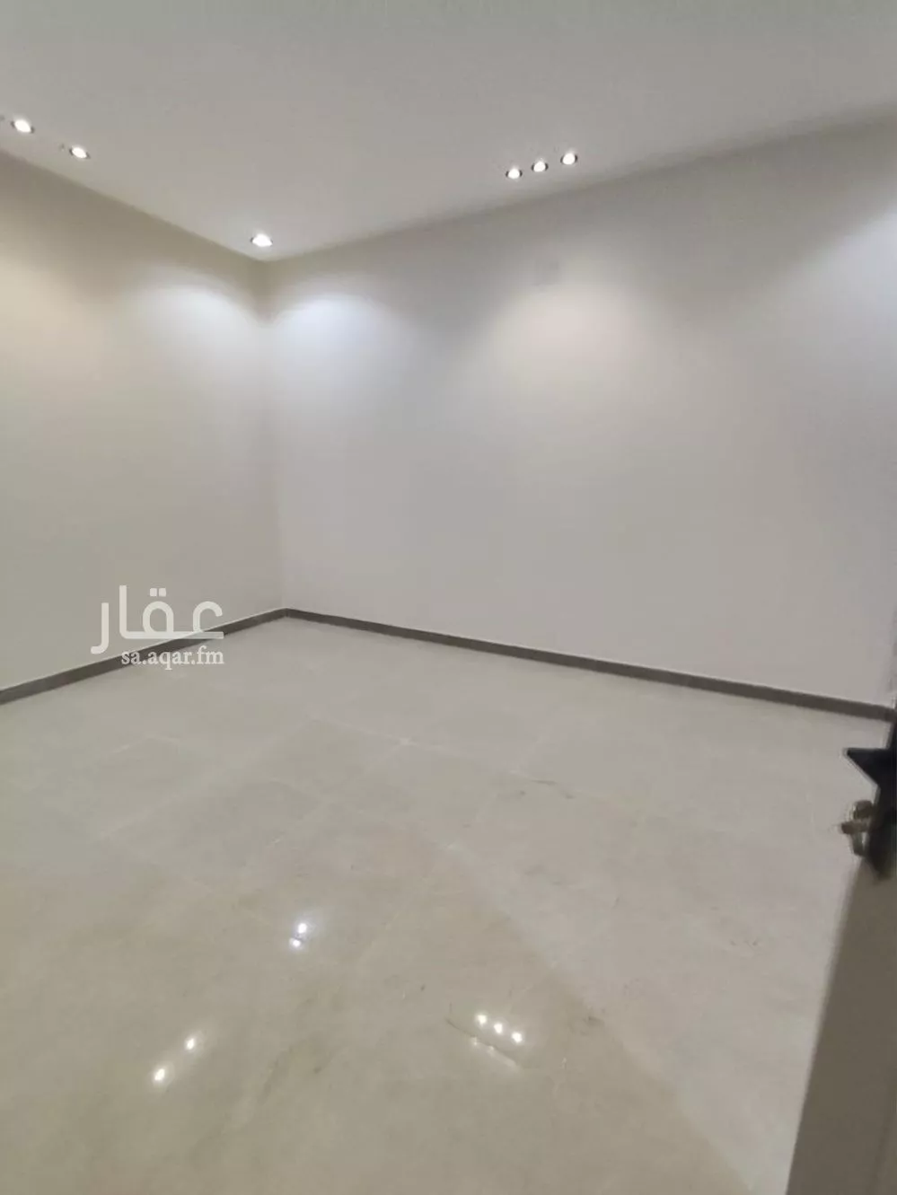 دور 5 غرف في طيبة 6