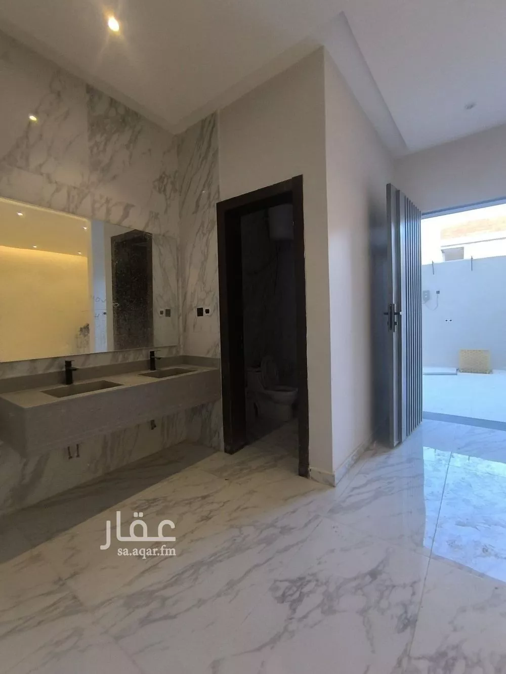 5 bedroom floor in Taibah 6