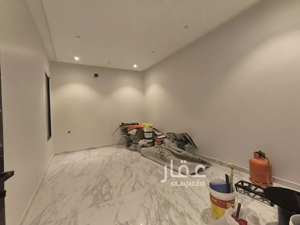 5 bedroom floor in Taibah 7