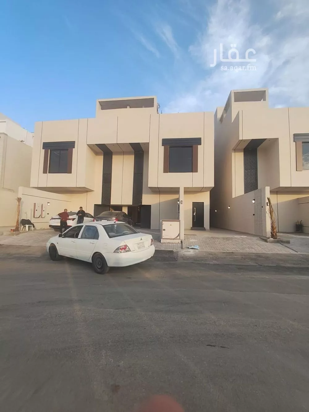 5 bedroom floor in Tuwaiq 2