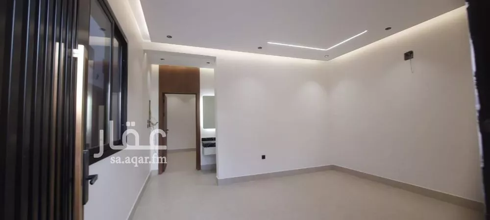 5 bedroom floor in Tuwaiq 6