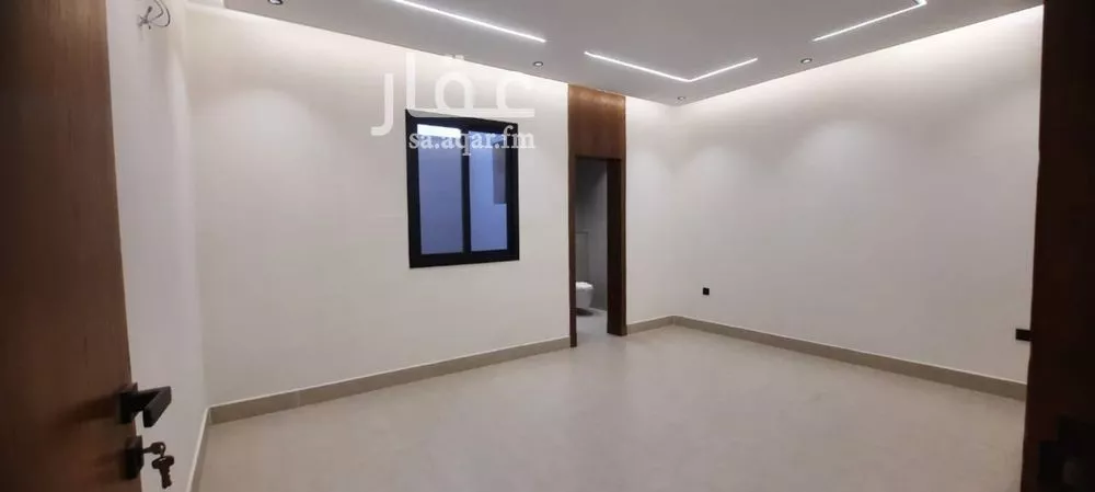 5 bedroom floor in Tuwaiq 8