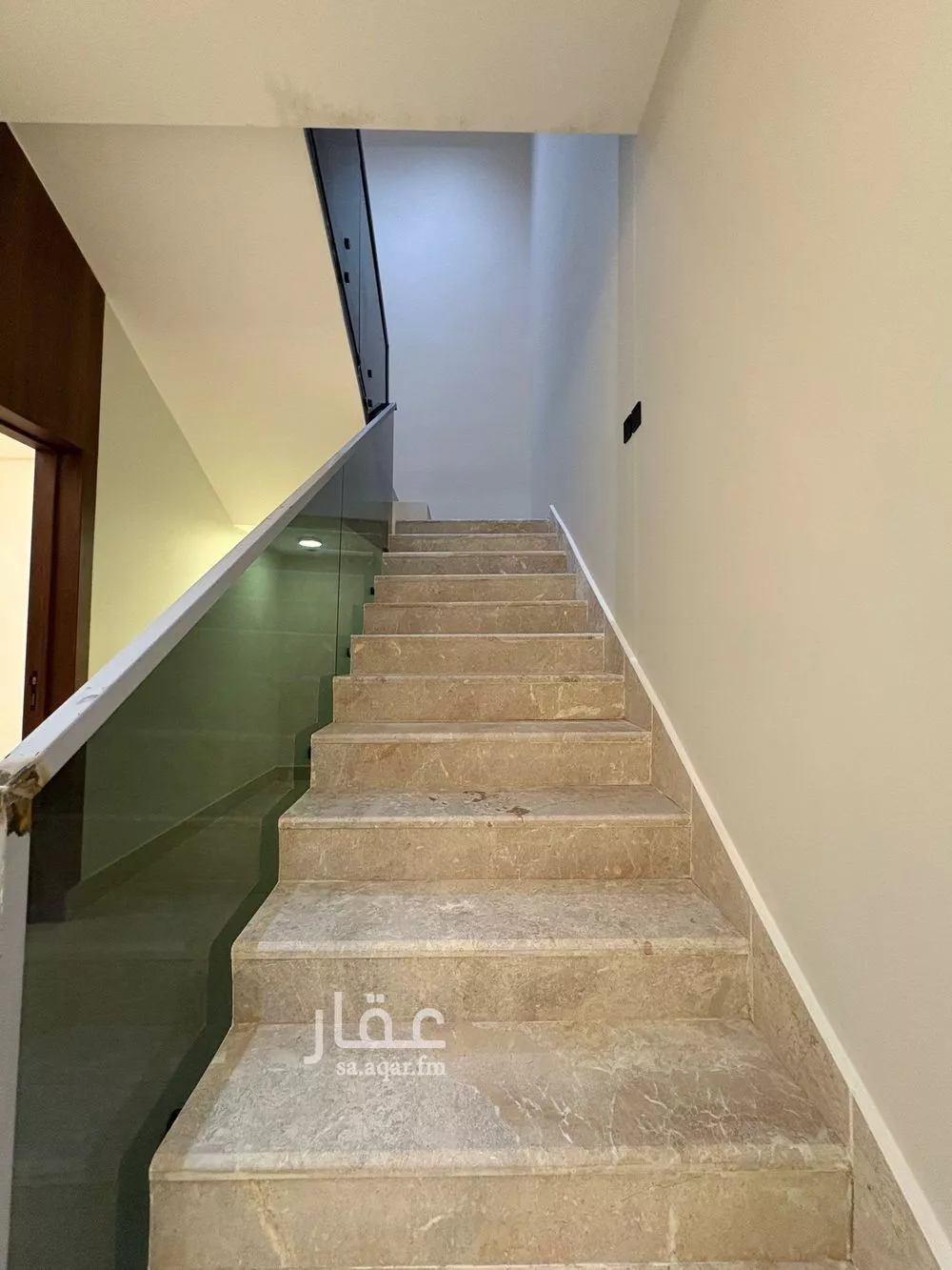 دور 6 غرف في ديراب 15