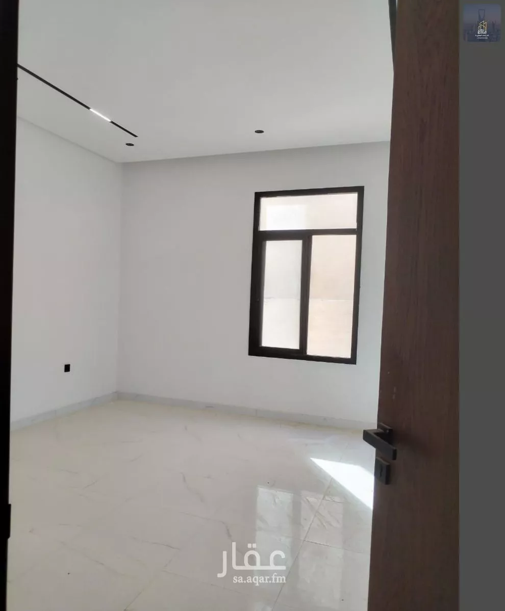 5 bedroom floor in Al Janadriyah 13