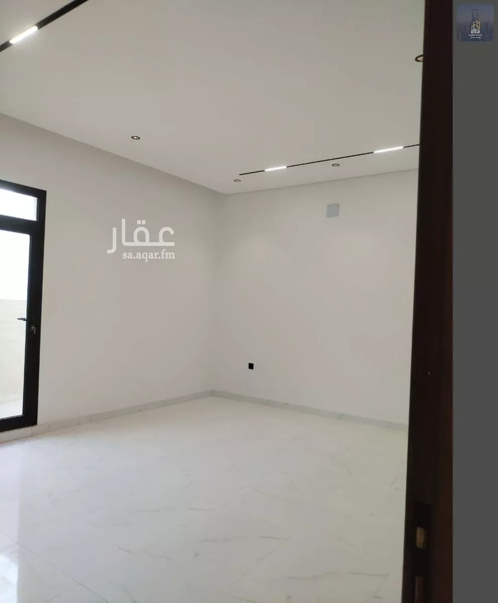 5 bedroom floor in Al Janadriyah 14