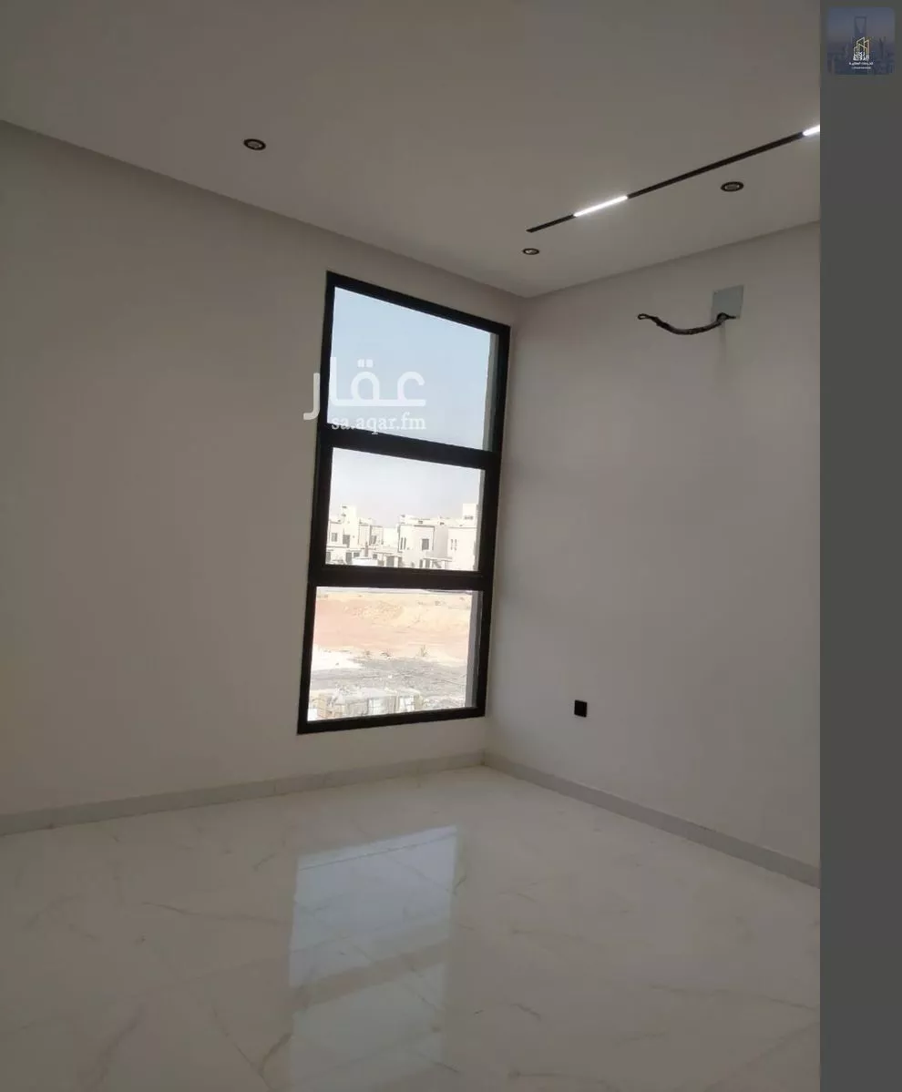 5 bedroom floor in Al Janadriyah 17