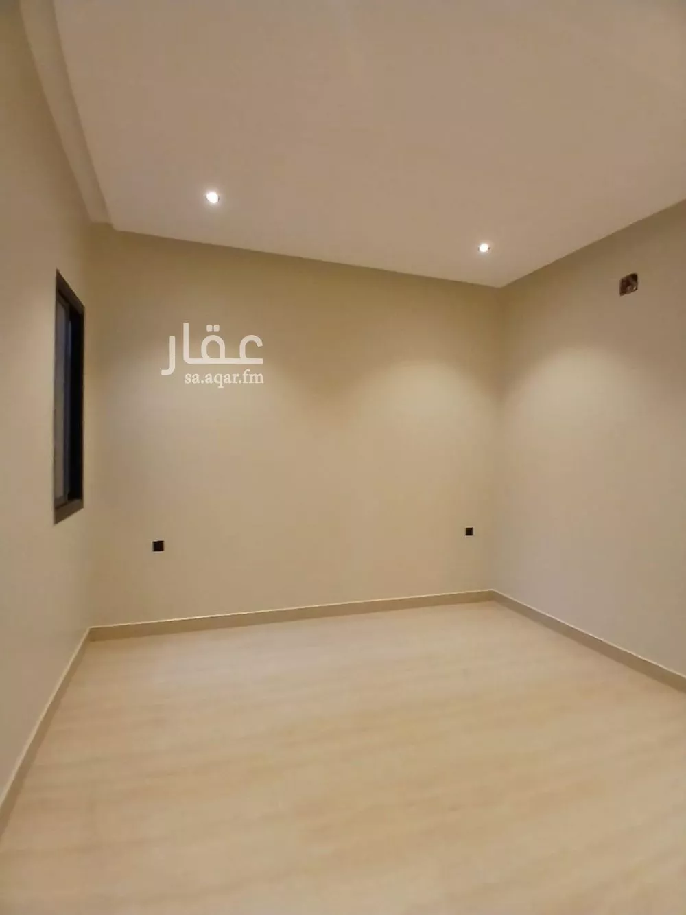 5 bedroom floor in Al Janadriyah 2