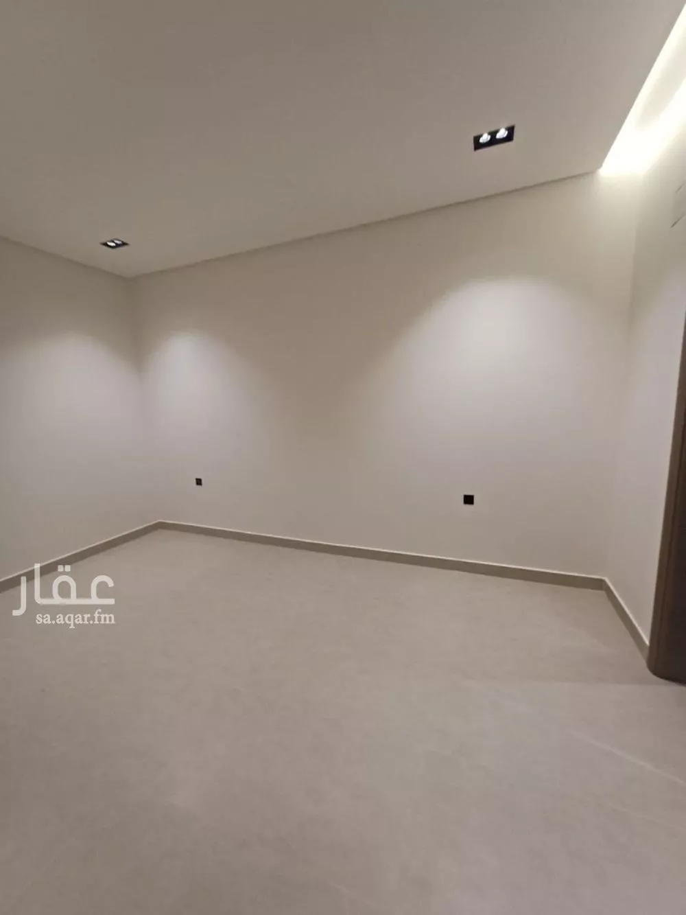 دور 3 غرف في السويدي 14