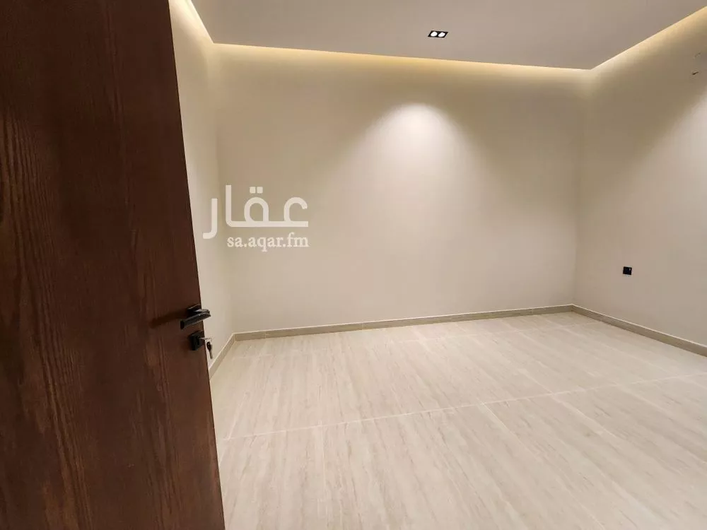 دور 3 غرف في طيبة 10