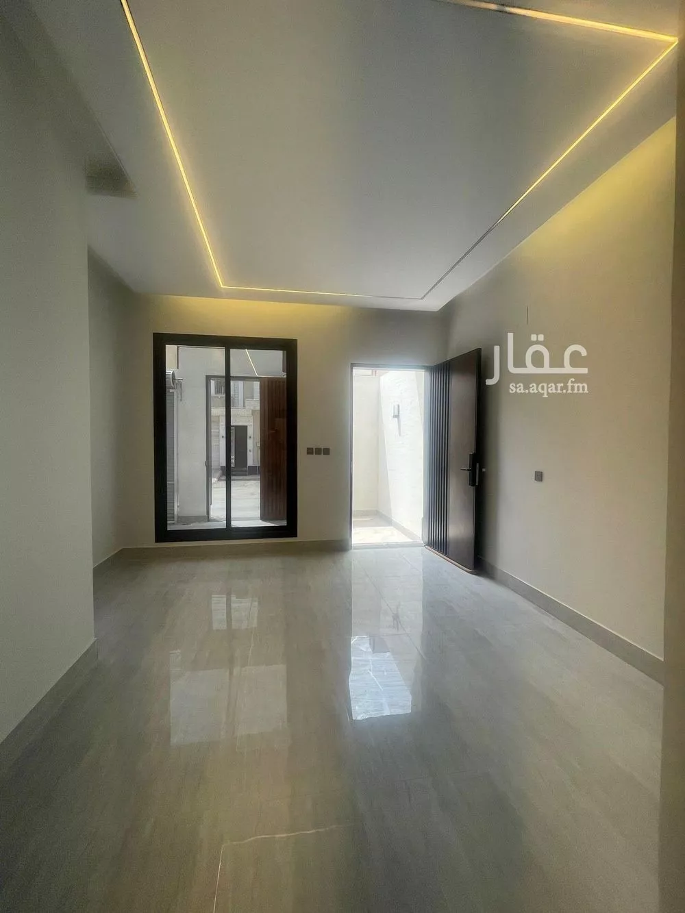 4 bedroom floor in Al Rimal 12