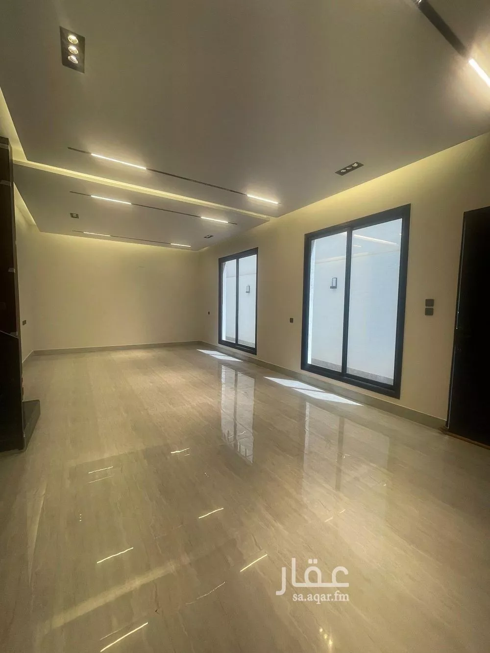 4 bedroom floor in Al Rimal 16