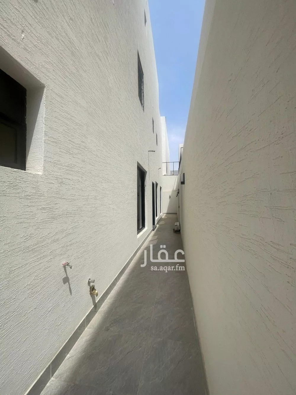 4 bedroom floor in Al Rimal 4