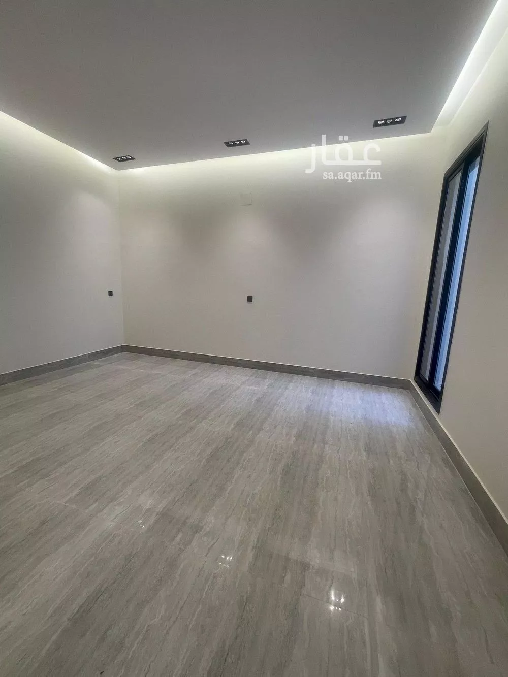 4 bedroom floor in Al Rimal 6