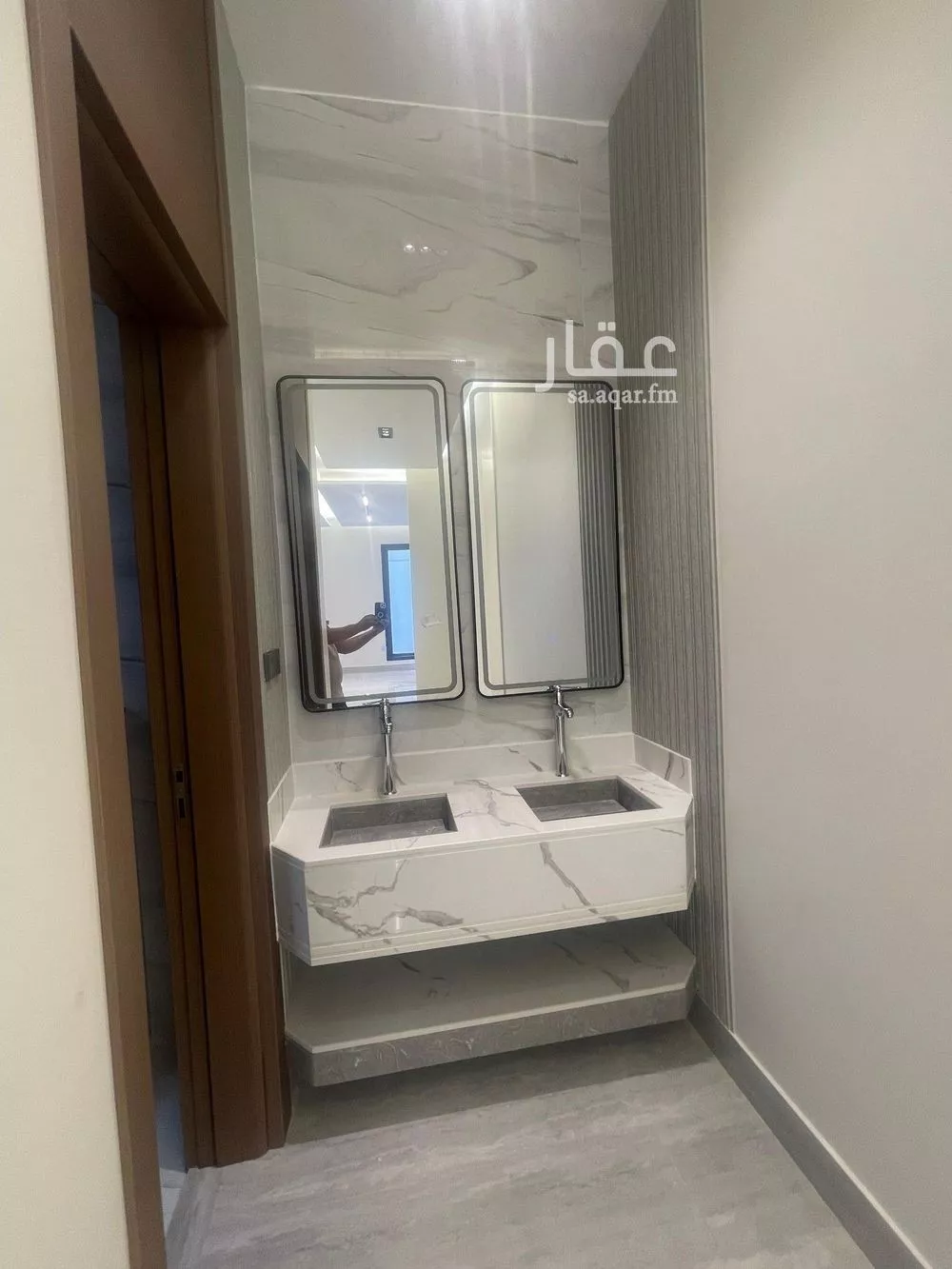 4 bedroom floor in Al Rimal 9