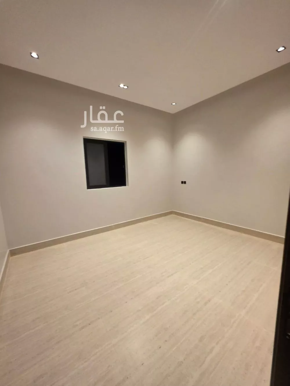 3 bedroom floor in Al Aridh 2