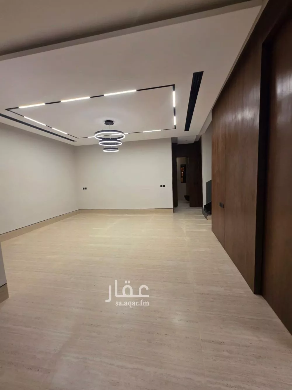 3 bedroom floor in Al Aridh 7