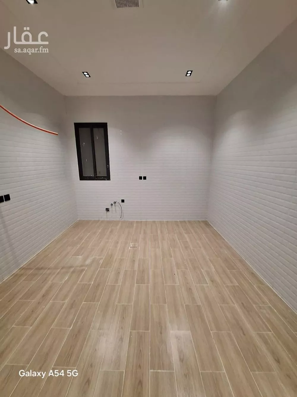 3 bedroom floor in Tuwaiq 12