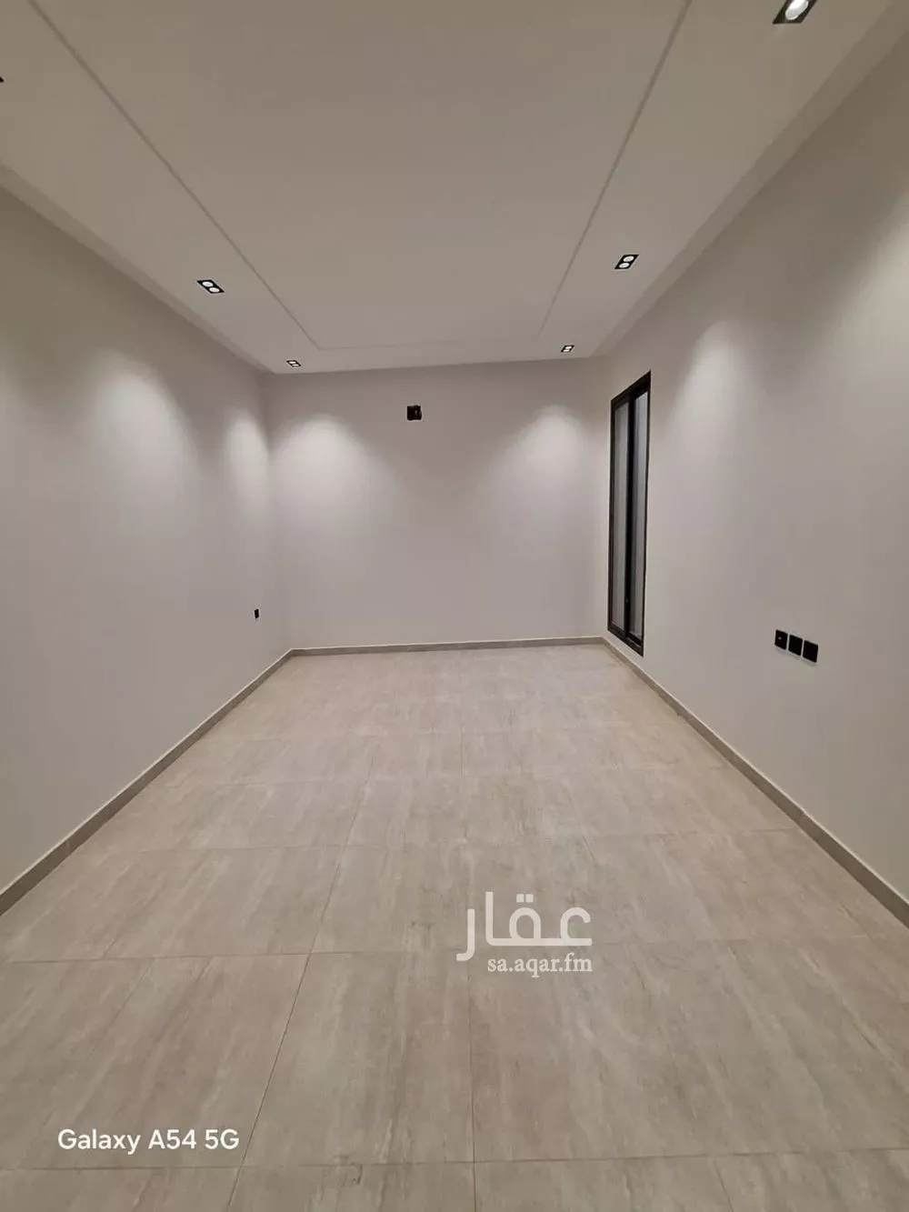 3 bedroom floor in Tuwaiq 14