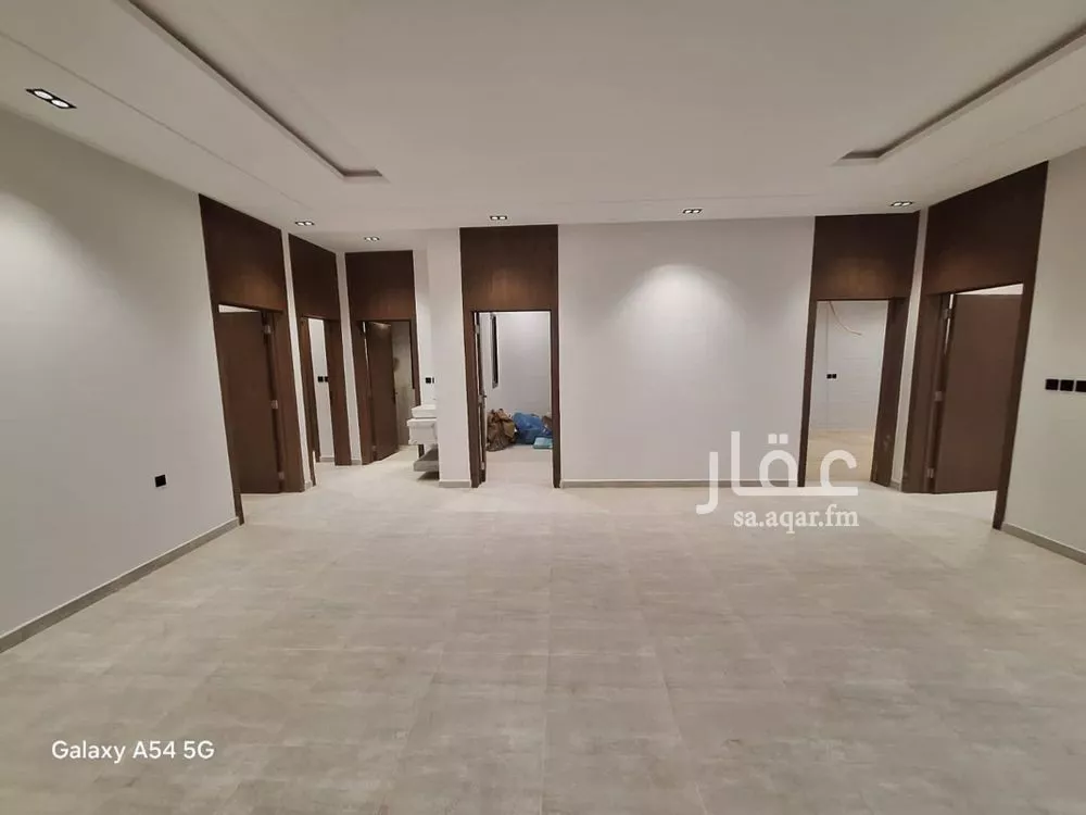 3 bedroom floor in Tuwaiq 3