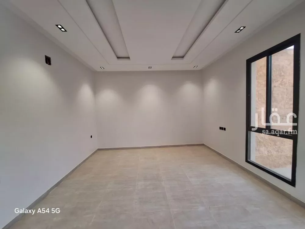 3 bedroom floor in Tuwaiq 9
