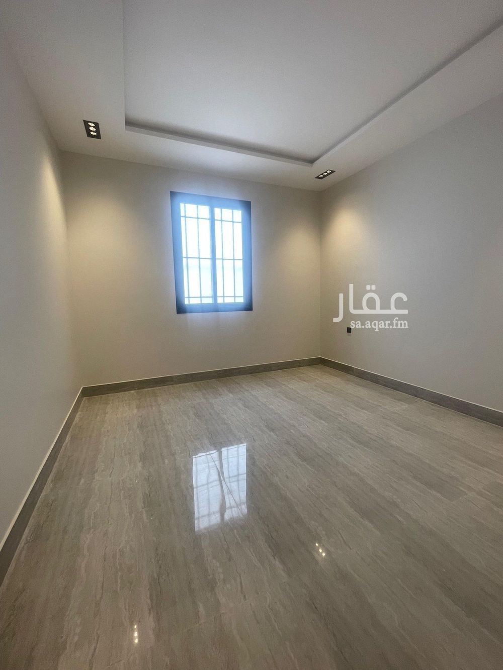 4 bedroom floor in Al Rimal 11