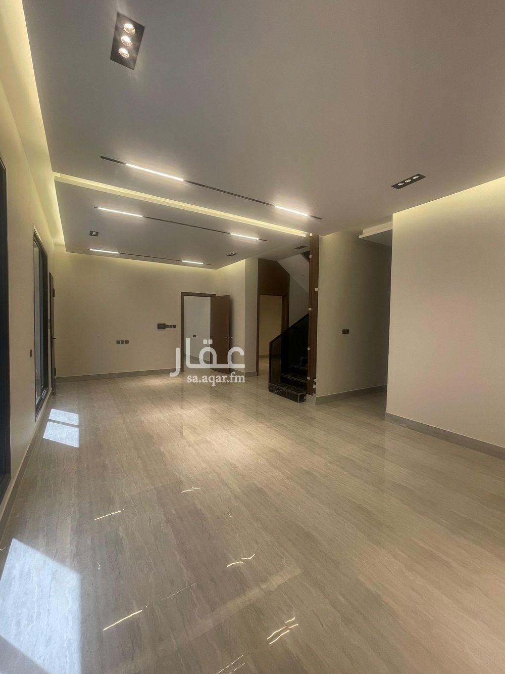 4 bedroom floor in Al Rimal 6