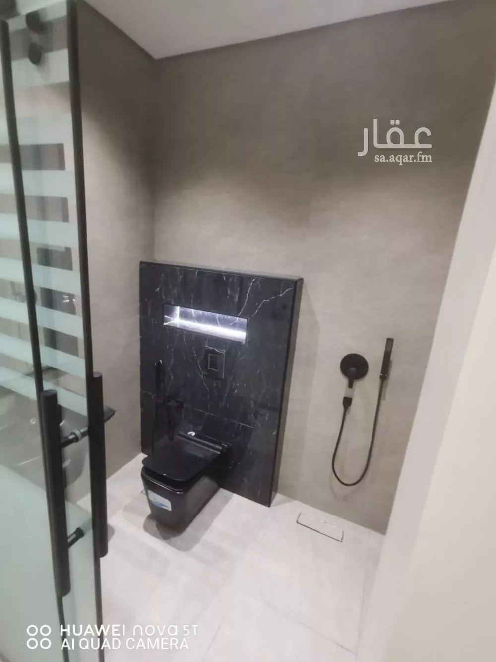 3 bedroom floor in Al Rimal 5