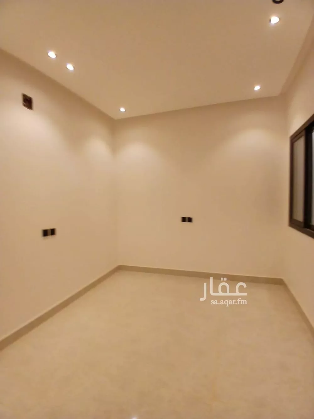 دور 5 غرف في الرمال 10