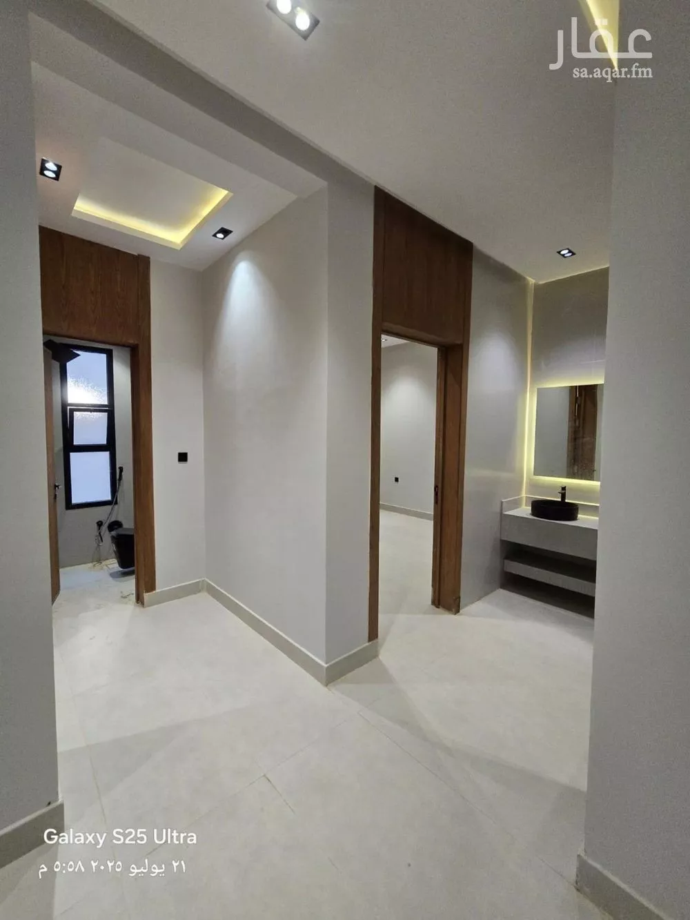 5 bedroom floor in Tuwaiq 14