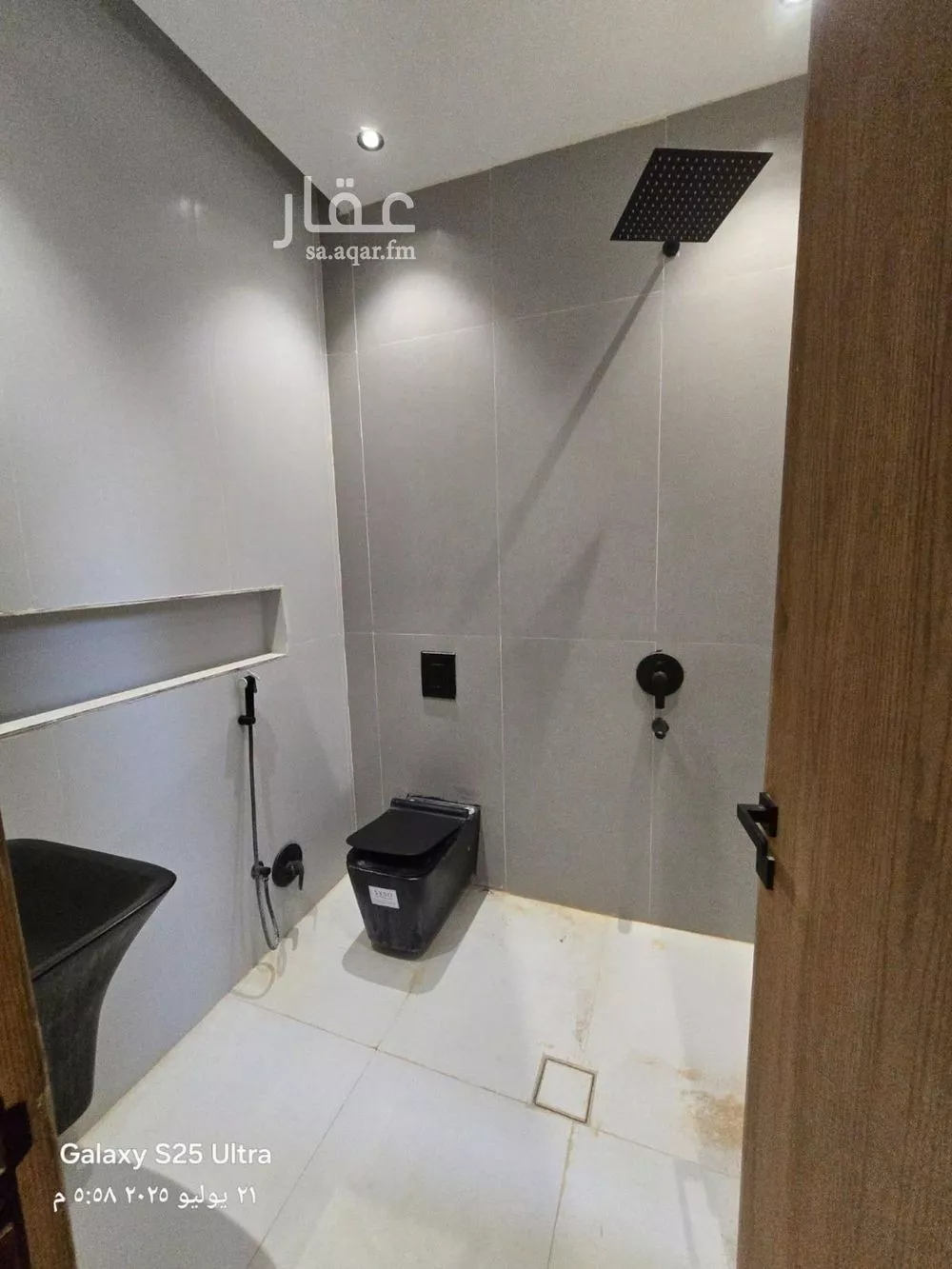 5 bedroom floor in Tuwaiq 5