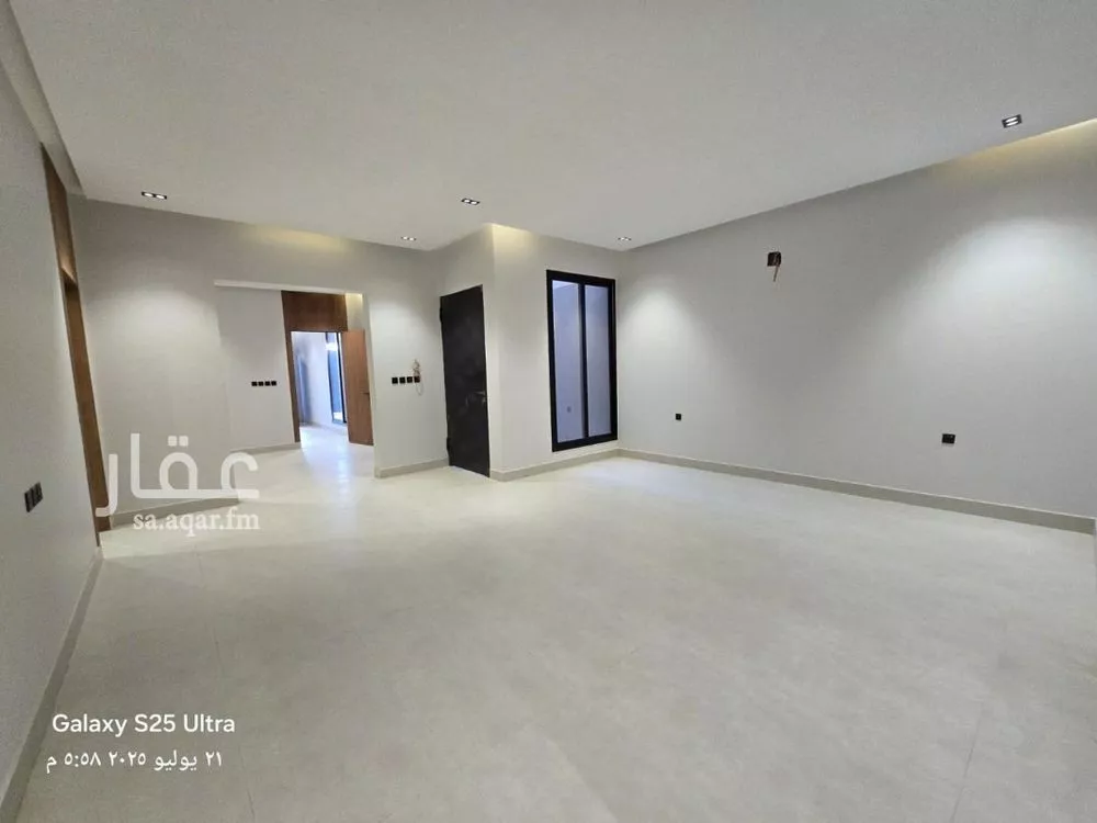 5 bedroom floor in Tuwaiq 7