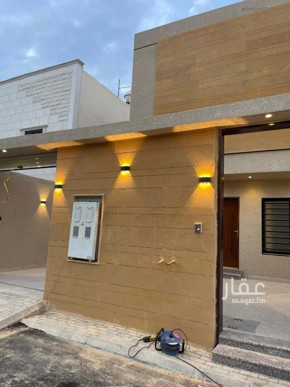 5 bedroom floor in Ad Dar Al Baida 2