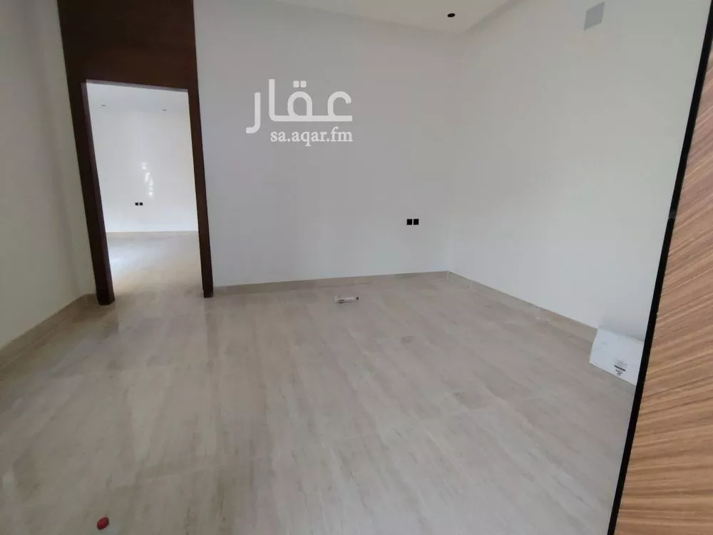 3 bedroom floor in Tuwaiq 4