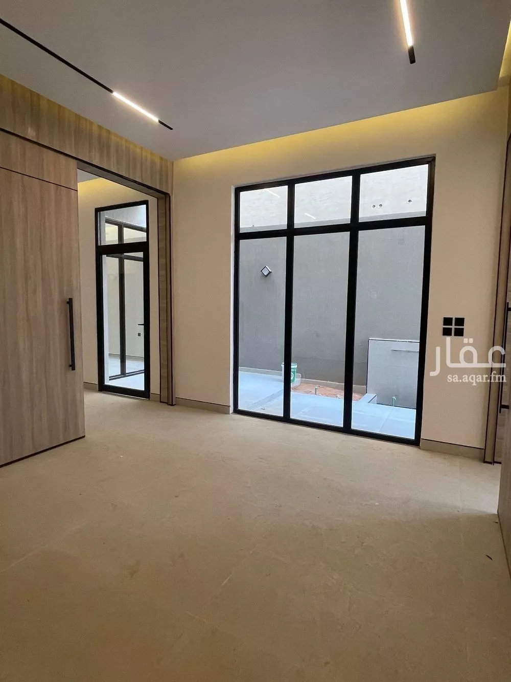 4 bedroom floor in Al Janadriyah 7