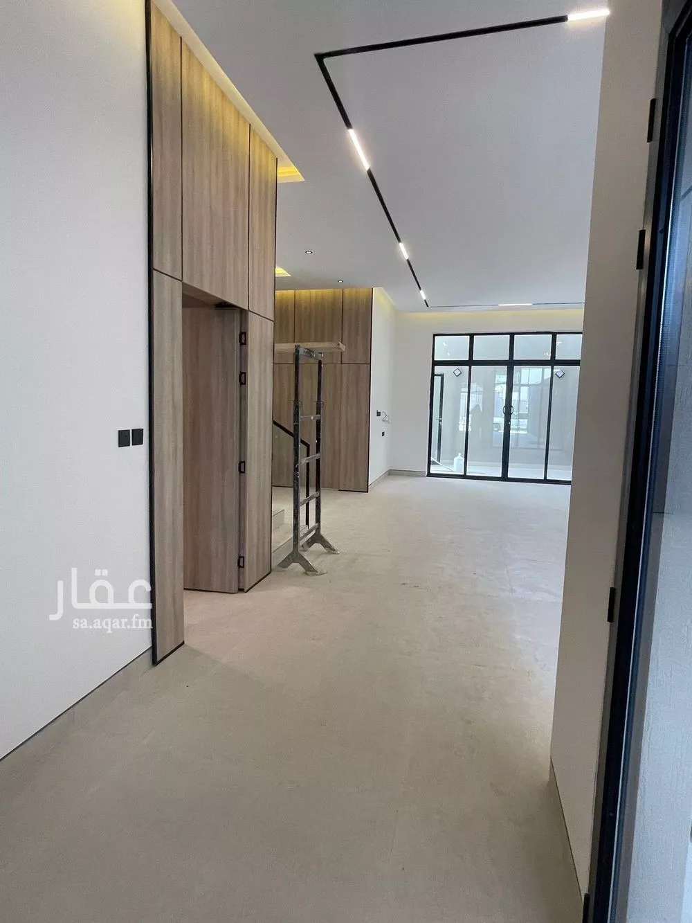 4 bedroom floor in Al Janadriyah 8