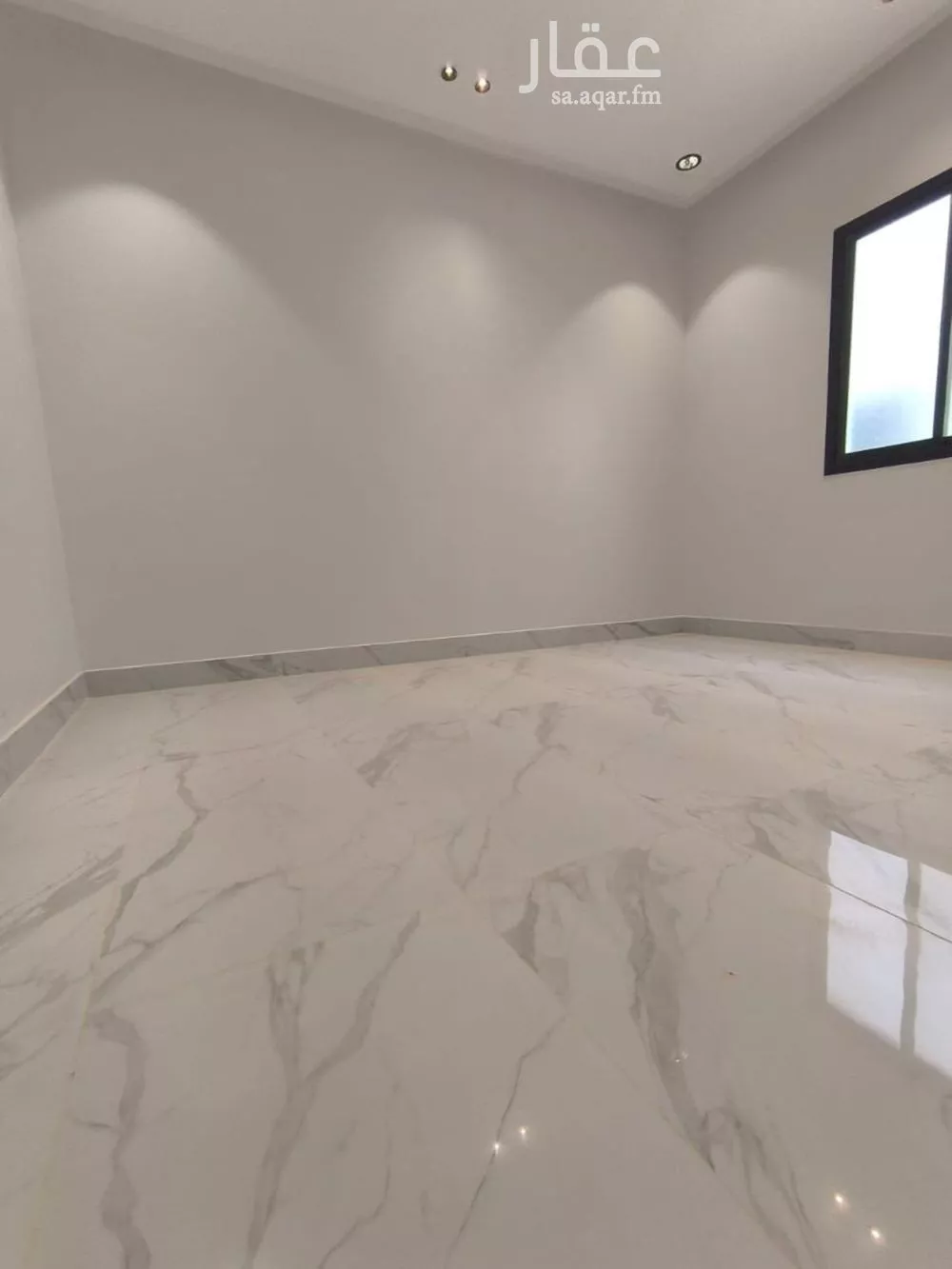 5 bedroom floor in Al Janadriyah 12