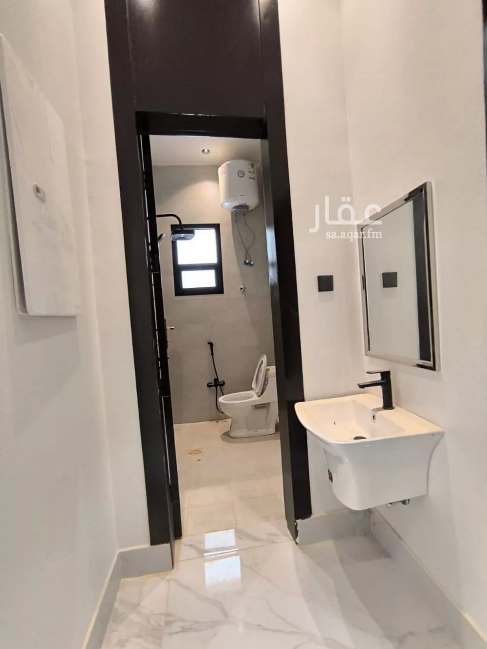 5 bedroom floor in Al Janadriyah 6