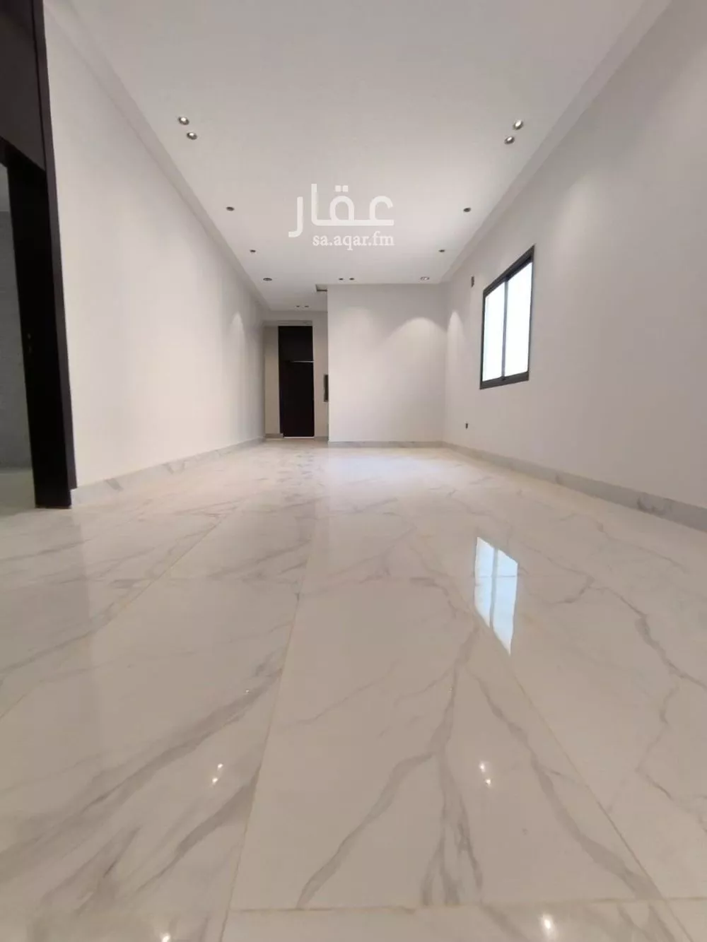 5 bedroom floor in Al Janadriyah 8