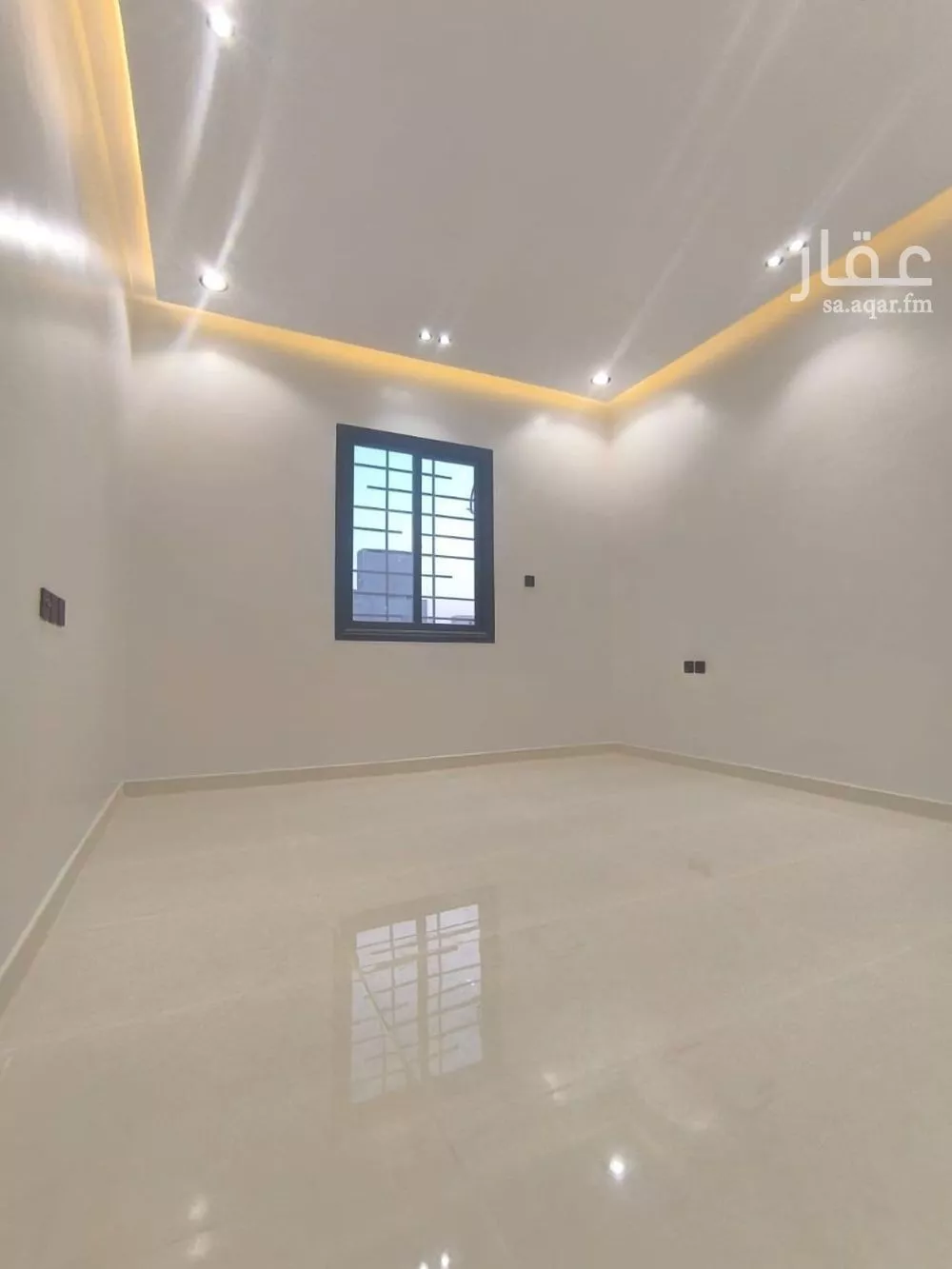 5 bedroom floor in Al Janadriyah 12