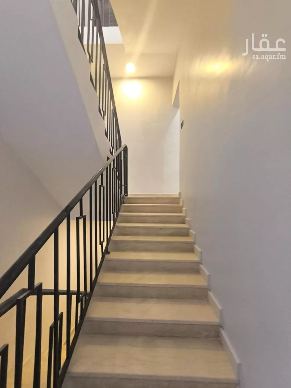 5 bedroom floor in Al Janadriyah 5