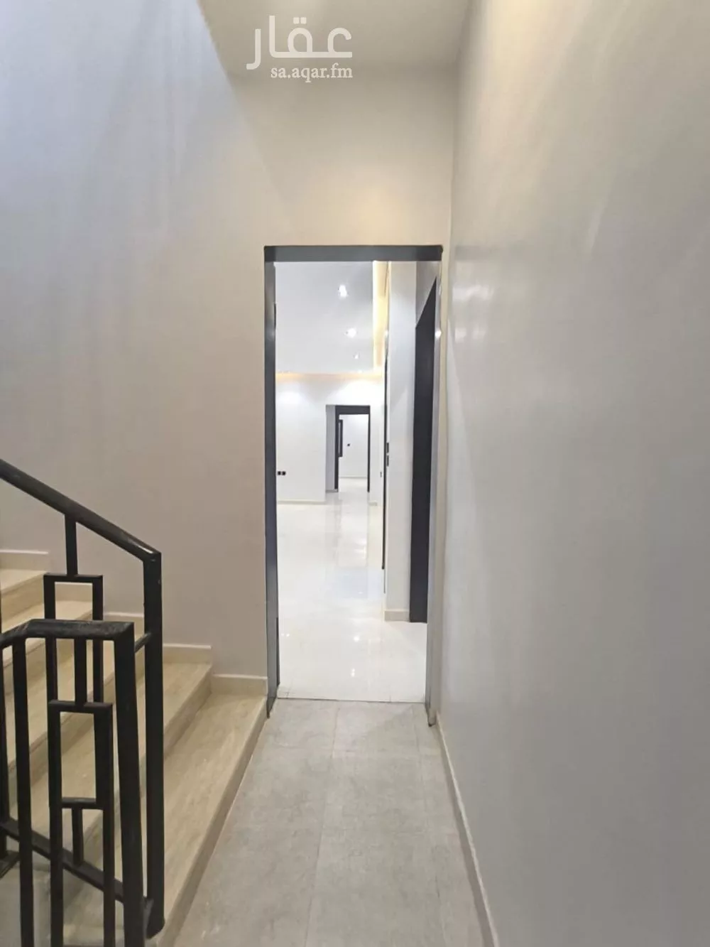 5 bedroom floor in Al Janadriyah 6