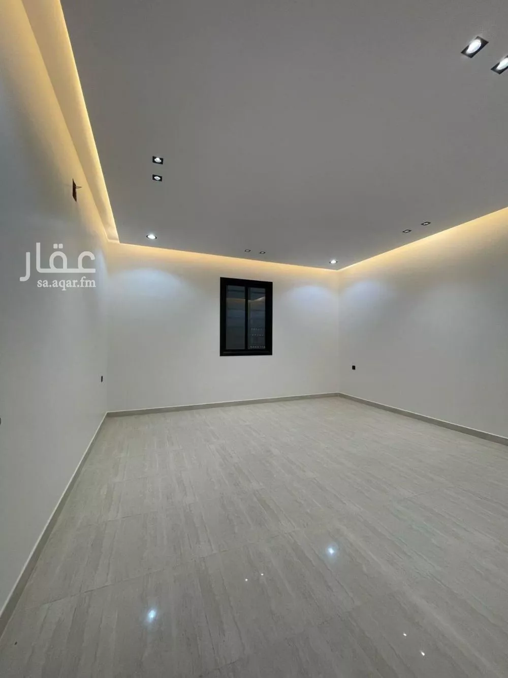 5 bedroom floor in Al Janadriyah 3
