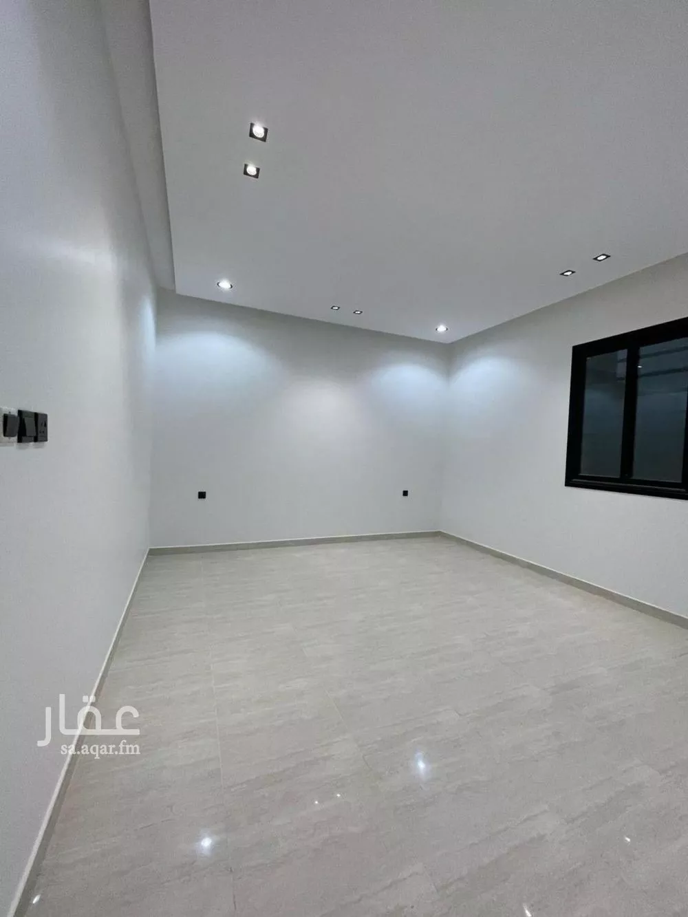 5 bedroom floor in Al Janadriyah 6