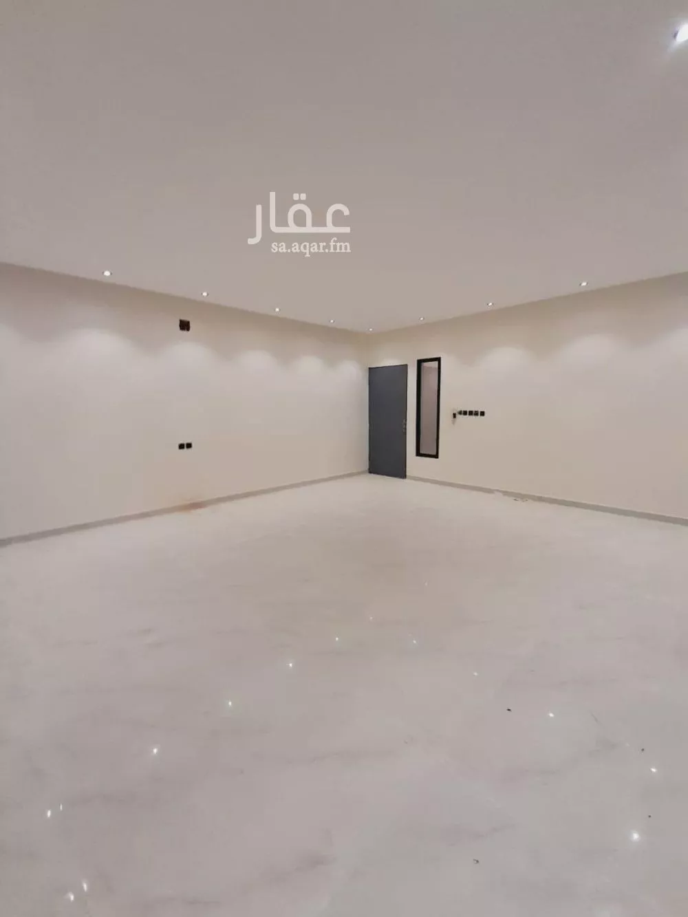 5 bedroom floor in Okaz 12