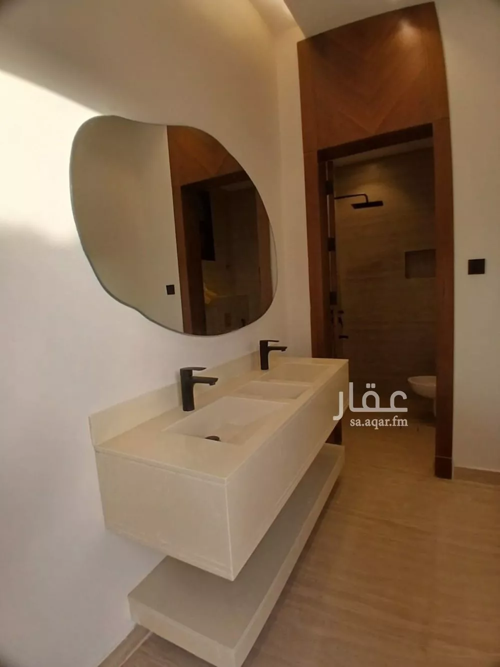 3 bedroom floor in Dhahrat Namar 13